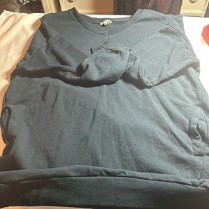 ZENANA OUTFITTERS WOMENS V NECK SWEATER/CREWNECK 3x